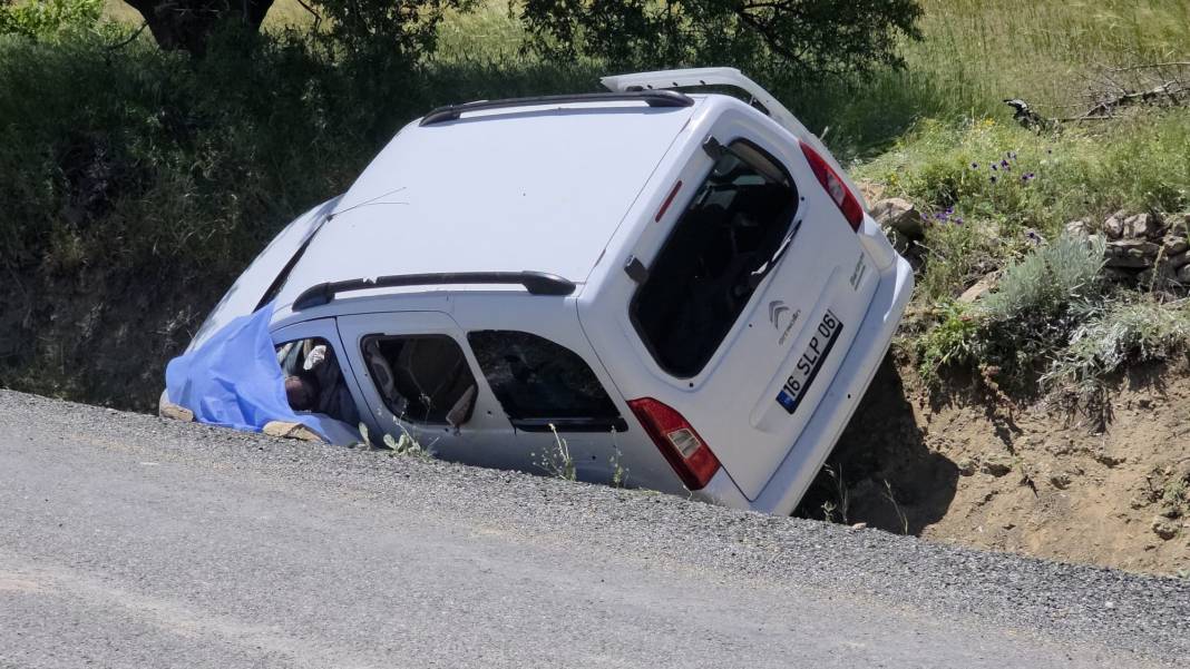 Ağabey kardeşinin aracını taradı! 1 ölü, 1 ağır yaralı 3
